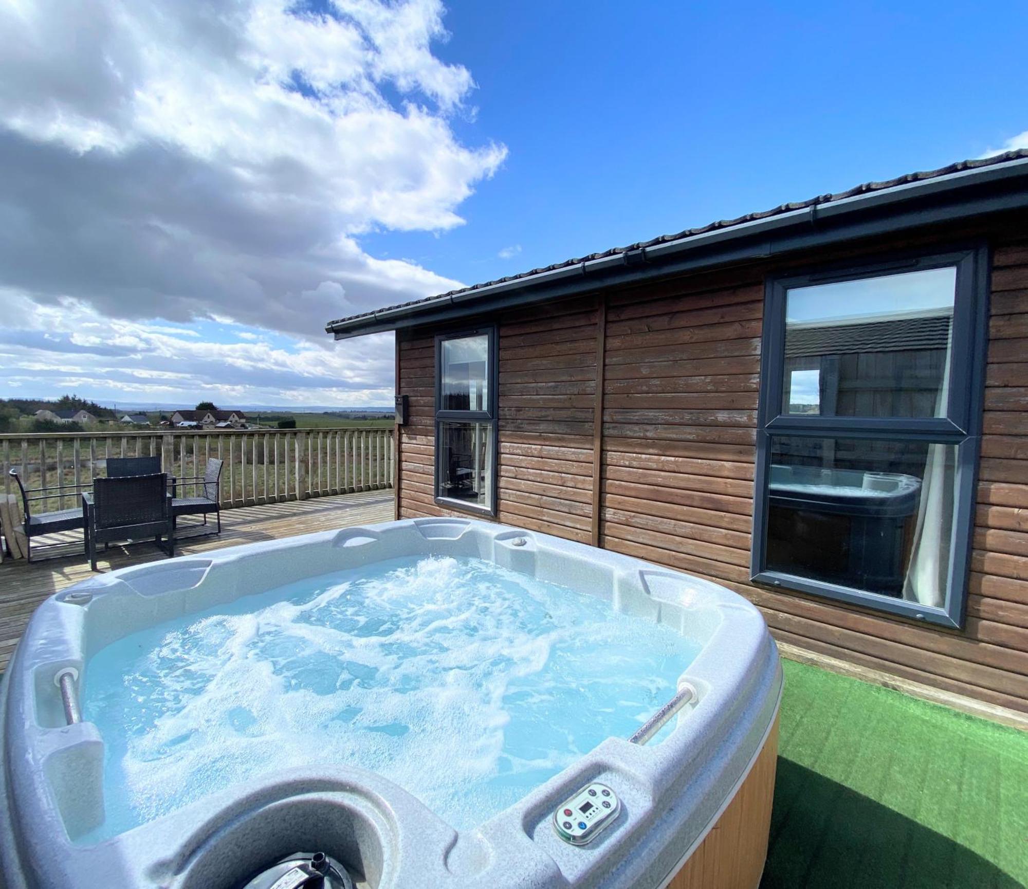 Benarty 11 With Private Hot Tub - Fife - Loch Leven - Lomond Hills - Pet Friendly Villa Kelty Екстериор снимка