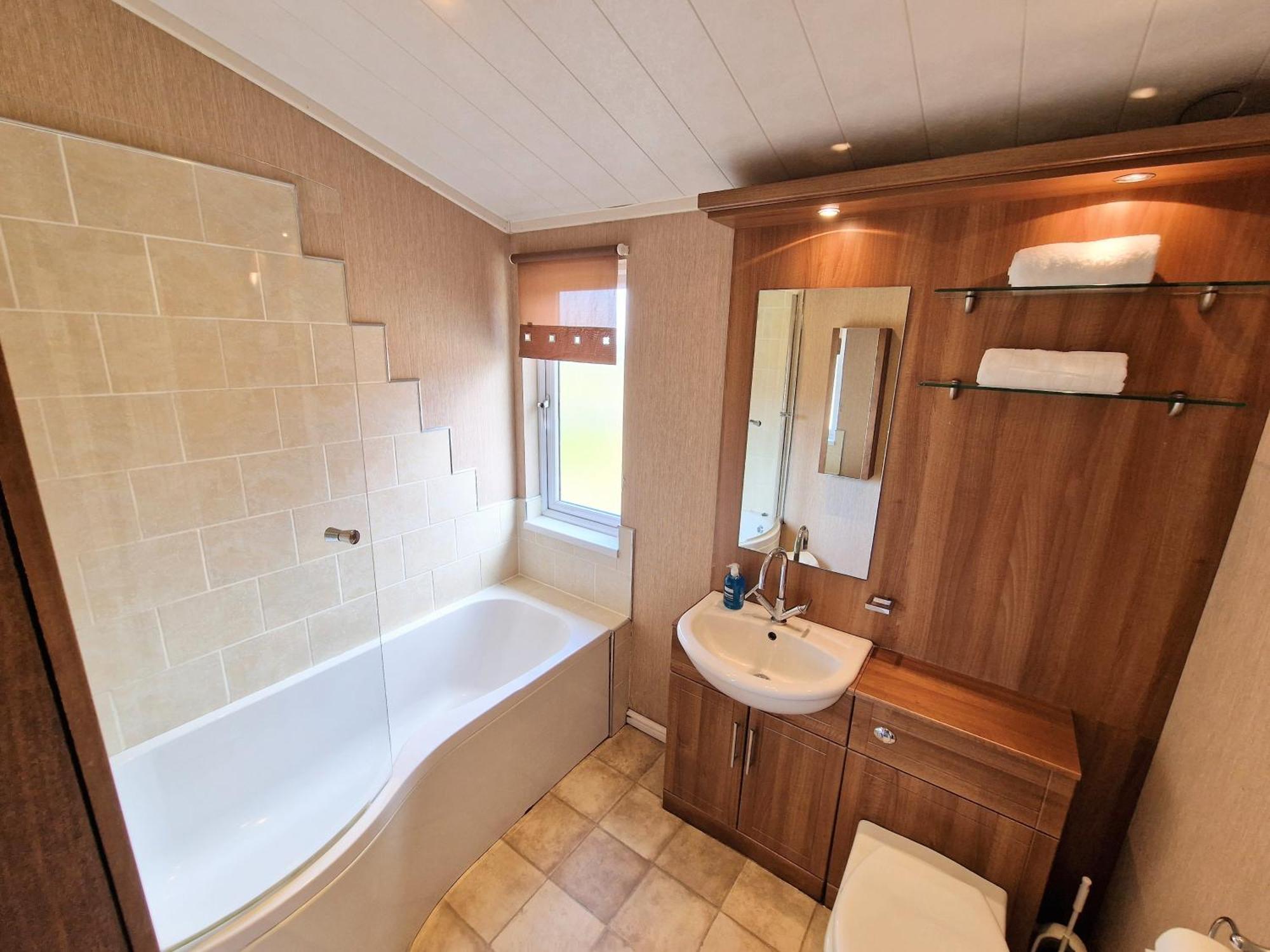 Benarty 11 With Private Hot Tub - Fife - Loch Leven - Lomond Hills - Pet Friendly Villa Kelty Екстериор снимка